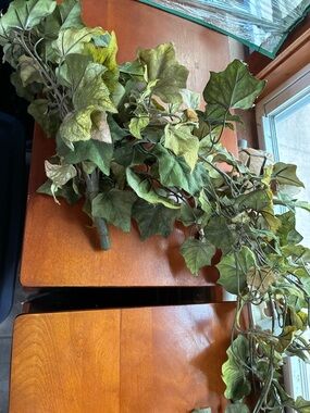 Hobby Lobby Green and Yellow Faux Ivy Garland